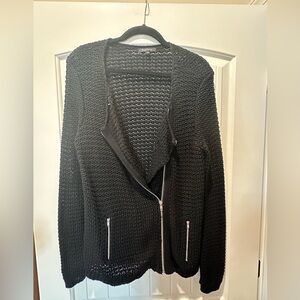 Relativity Women’s Black Knit Full Side Zip Sweater.  XL